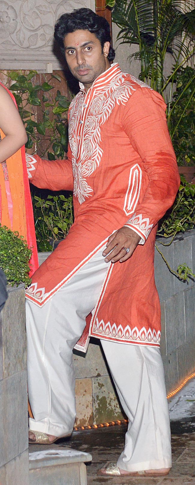 बच्‍चन परिवार की दिवाली पार्टी में पहुंचा पूरा बॉलीवुड