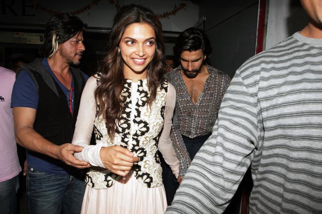 अपने नए लुक में नजर आए शाहरुख खान!