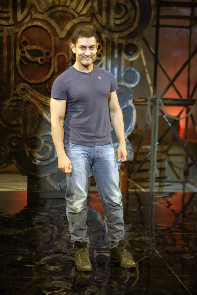 'धूम 3' के गाने की लॉन्चिंग पर कैटरीना-आमिर ने मचाई धूम