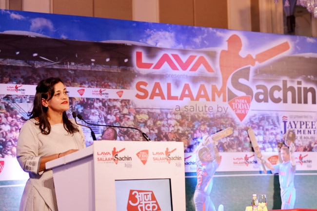 सचिन को सारे दिग्गजों का सलाम | सचिन के शतकों की कहानी