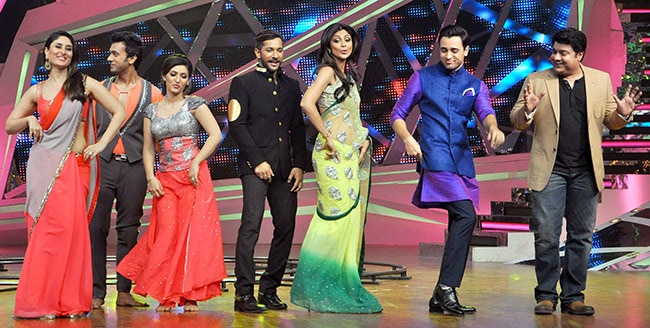 नच बलिए के सेट में करीना-शिल्‍पा के ठुमके