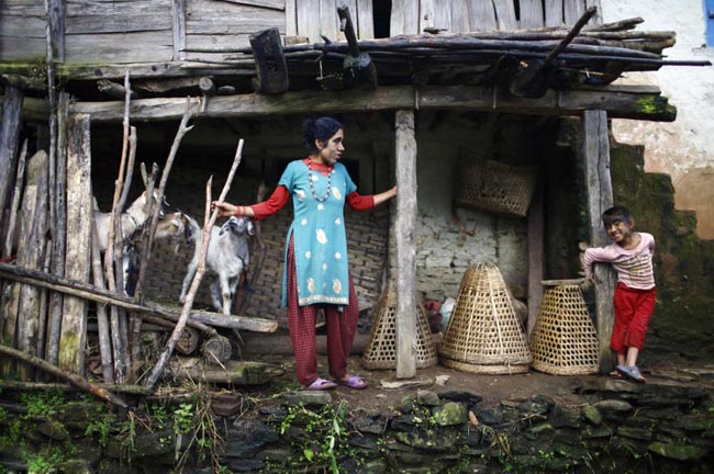 इस परिवार के चेहरे पर हैं सिर से ज्‍यादा बाल