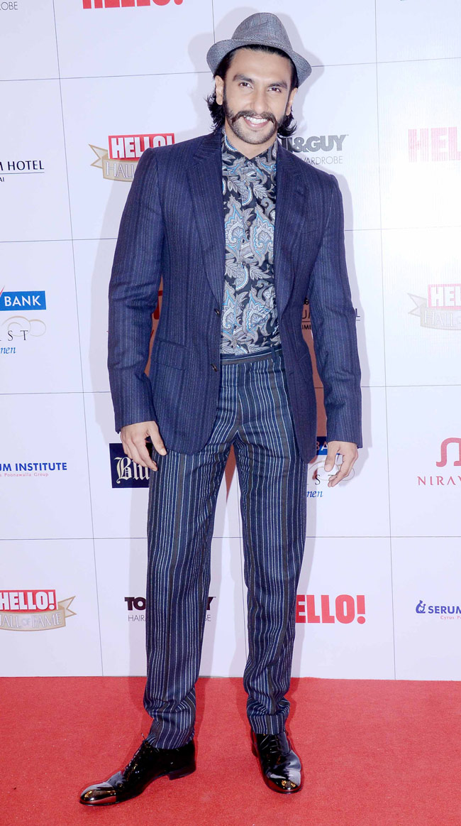 हैलो! हाल ऑफ फेम अवार्ड्स 2013 में बॉलीवुड