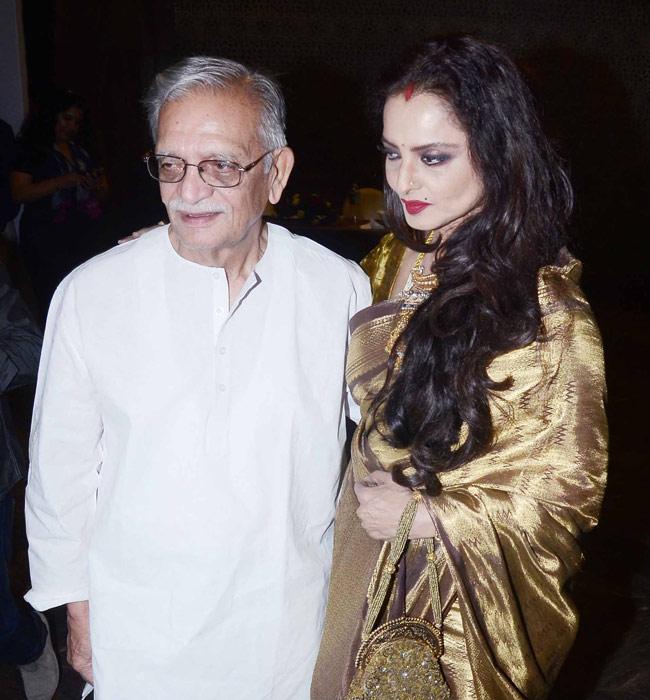 हैलो! हाल ऑफ फेम अवार्ड्स 2013 में बॉलीवुड