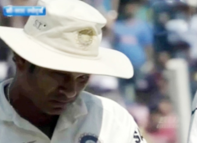 आखों में आंसू लेकर और देकर क्रिकेट से विदा हुए सचिन