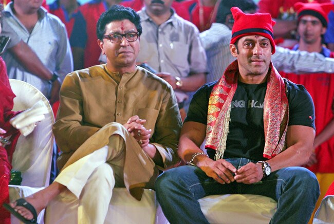 विवादों भरा रहा सलमान का कोली महोत्‍सव में आना