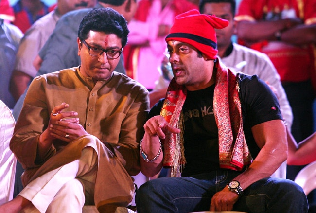 विवादों भरा रहा सलमान का कोली महोत्‍सव में आना