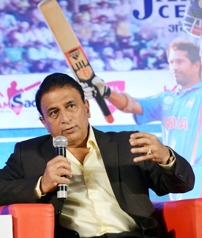 सचिन को सारे दिग्गजों का सलाम | सचिन के शतकों की कहानी