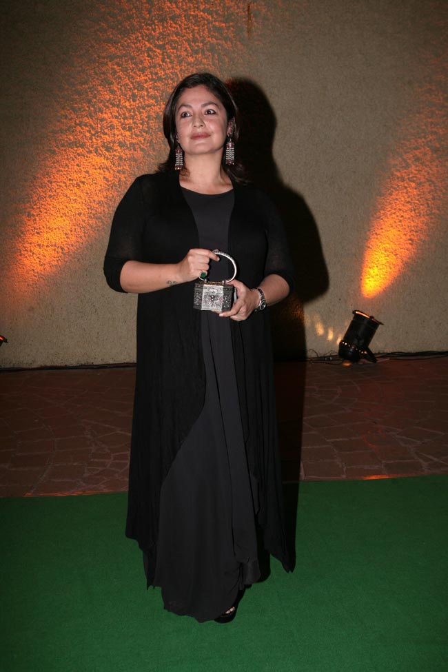 विशेष भट्ट की शादी की रिसेप्शन पर पहुंचे बॉलीवुड सितारें