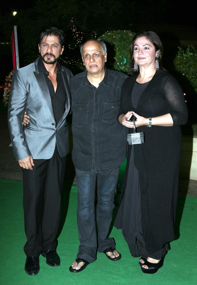 विशेष भट्ट की शादी की रिसेप्शन पर पहुंचे बॉलीवुड सितारें