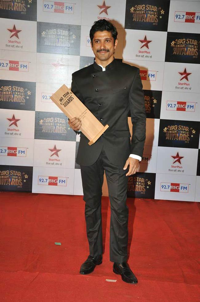 बिग स्‍टार इंटरटेनमेंट अवॉर्ड्स में बॉलीवुड सितारों का जमावड़ा