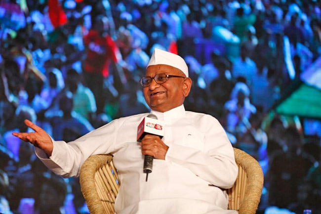 सत्ता से पैसा...पैसा से सत्ता, ये कैसी राजनीतिः अन्ना