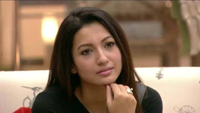 गौहर खान ने जीती Bigg Boss 7 की ट्रॉफी...