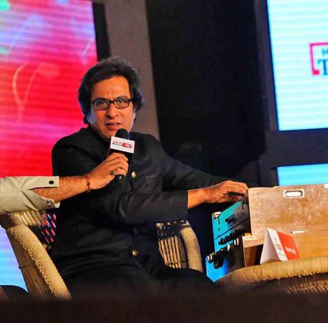 'इश्क के इजहार के लिए आज भी आती है गजल की याद'