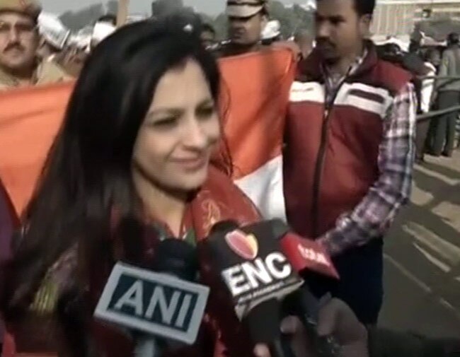 अरविंद केजरीवाल ने ली मुख्यमंत्री पद की शपथ