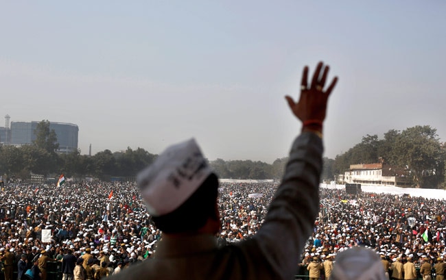 अरविंद केजरीवाल ने ली मुख्यमंत्री पद की शपथ