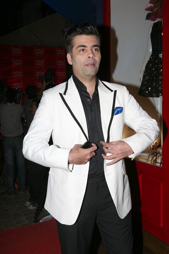 तलाक के बाद सुजैन खान ने किया स्‍टोर उद्घाटन, उमड़ा बॉलीवुड