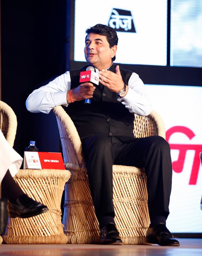 Youngistan: युवा राजनीति और देश के नेतृत्व पर बात