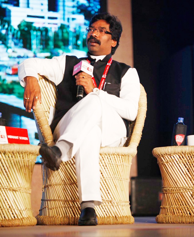 विकास पर तीन मुख्यमंत्रियों की अलग-अलग नीति