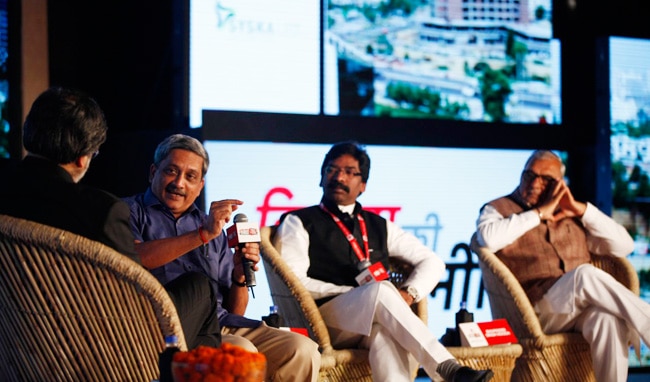 विकास पर तीन मुख्यमंत्रियों की अलग-अलग नीति