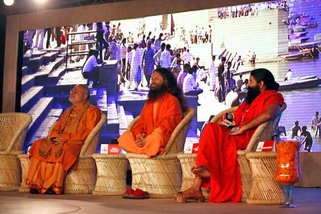 नहीं है एक टुकड़ा जमीन, नहीं है बचत: बाबा रामदेव