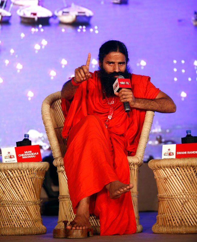 नहीं है एक टुकड़ा जमीन, नहीं है बचत: बाबा रामदेव