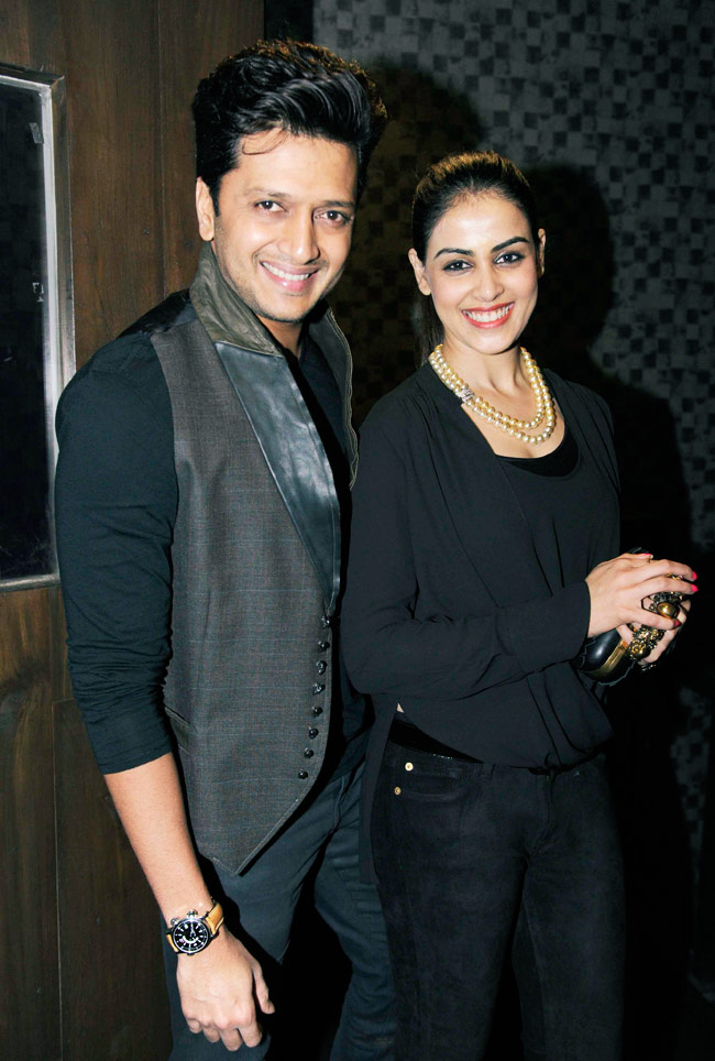 जब शाहरुख संग पार्टी में पहुंचे सितारे