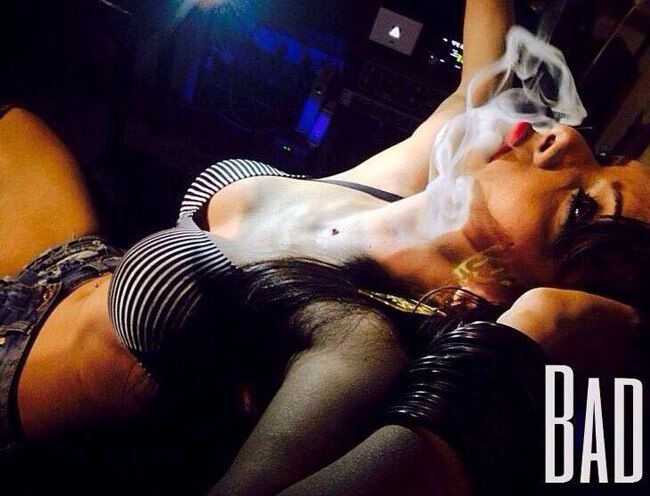 शर्लिन चोपड़ा का फैन्‍स के लिए सेक्‍सी POUT