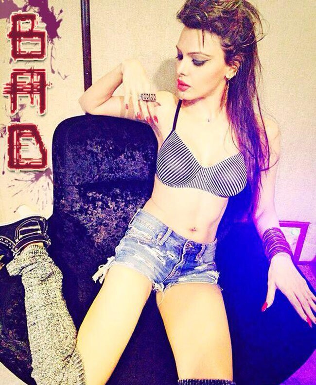 शर्लिन चोपड़ा का फैन्‍स के लिए सेक्‍सी POUT