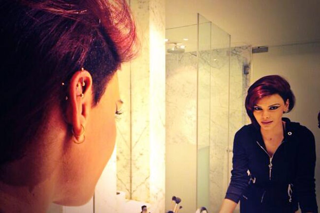 शर्लिन चोपड़ा का फैन्‍स के लिए सेक्‍सी POUT