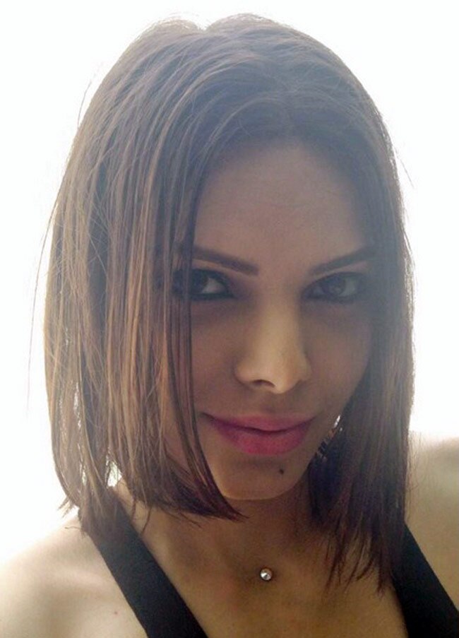 शर्लिन चोपड़ा का फैन्‍स के लिए सेक्‍सी POUT