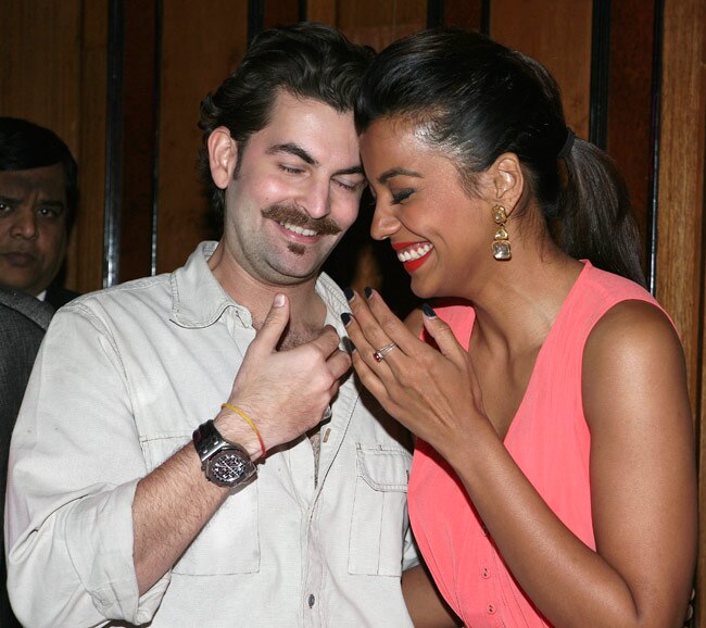 शिवा के सैलून में बॉलीवुड, दिखे गजब के हेयरस्टाइल