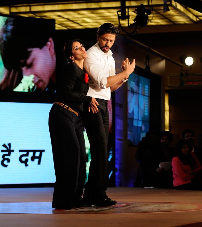 ...और शाहरुख खान ने यूं दिए रोमांस करने के टिप्‍स