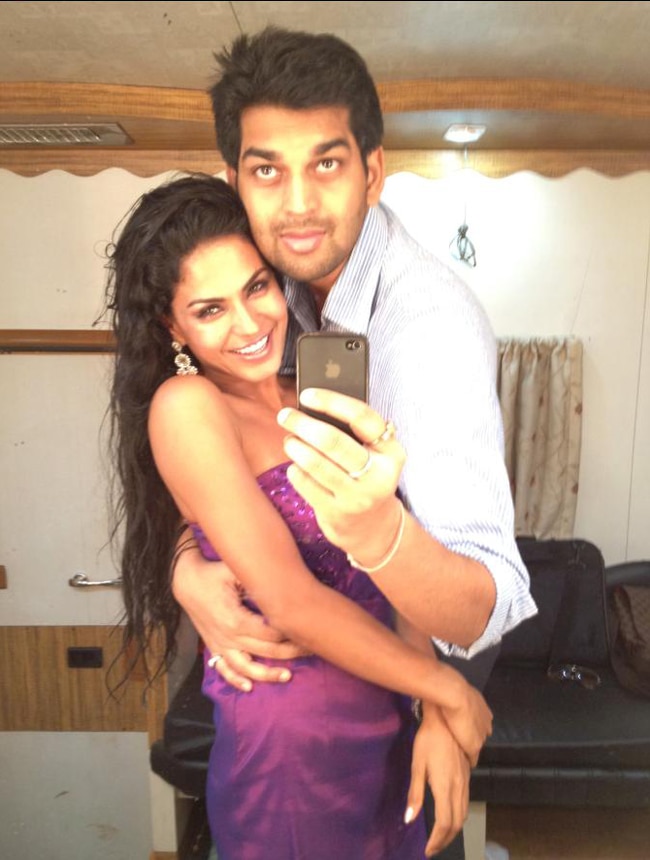 शादी के बाद वीना मलिक ने दी एक्स ब्वॉयफ्रेंड को धमकी