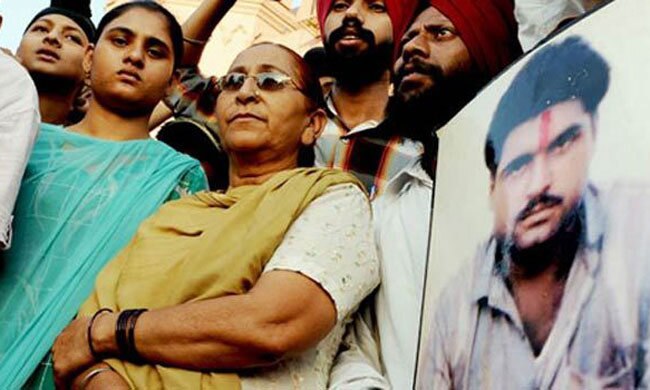 साल 2013: एक युग का अंत और दूसरे की शुरुआत