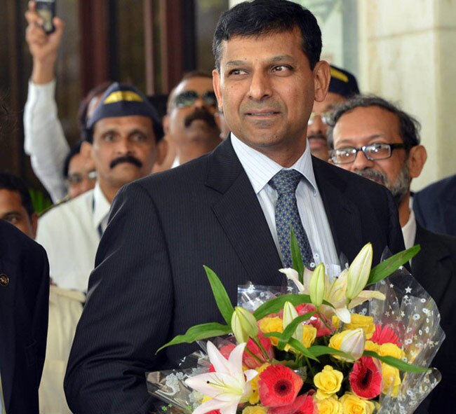 साल 2013: एक युग का अंत और दूसरे की शुरुआत