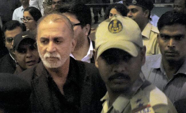 साल 2013: एक युग का अंत और दूसरे की शुरुआत