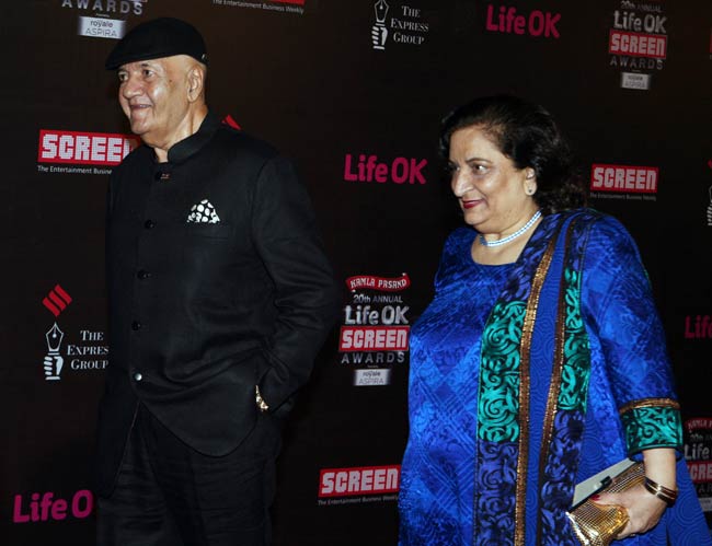 स्क्रीन अवॉर्ड्स 2014: 'रेड कार्पेट' पर ऐसे पहुंचे बॉलीवुड सितारे...