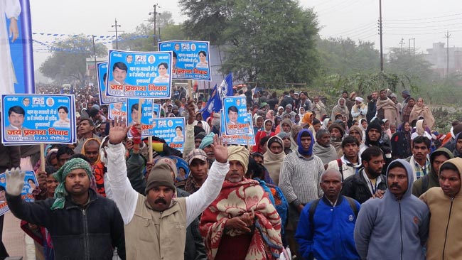 मायावती की रैली: नीले रंग में रंगा लखनऊ