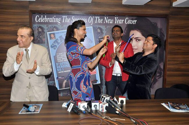 दीपिका, मैगजीन कवर की लॉन्चिंग और डांडिया