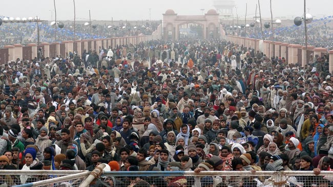 मायावती की रैली: नीले रंग में रंगा लखनऊ