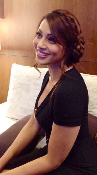 बॉलीवुड की बोल्‍ड गर्ल बिपाशा बसु 'Happy Birthday'