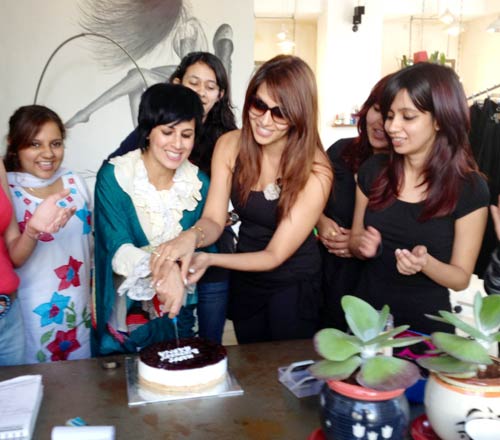 बॉलीवुड की बोल्‍ड गर्ल बिपाशा बसु 'Happy Birthday'