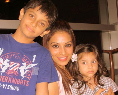 बॉलीवुड की बोल्‍ड गर्ल बिपाशा बसु 'Happy Birthday'