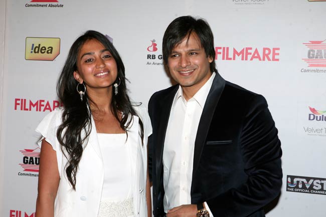 फिल्‍मफेयर की प्री-अवार्ड पार्टी में लगा सितारों का मेला