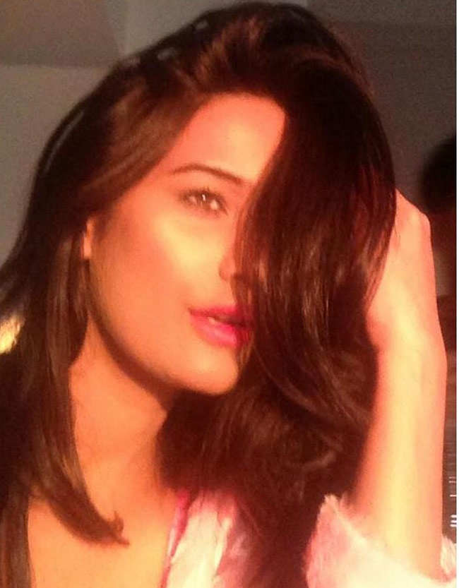 पूनम पांडे के साथ लीजिए शाम की चाय का लुत्‍फ