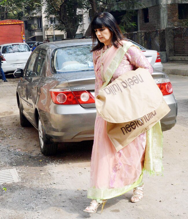 देखें, समीरा रेड्डी की संगीत, शादी और रिसेप्‍शन का पूरा एलबम