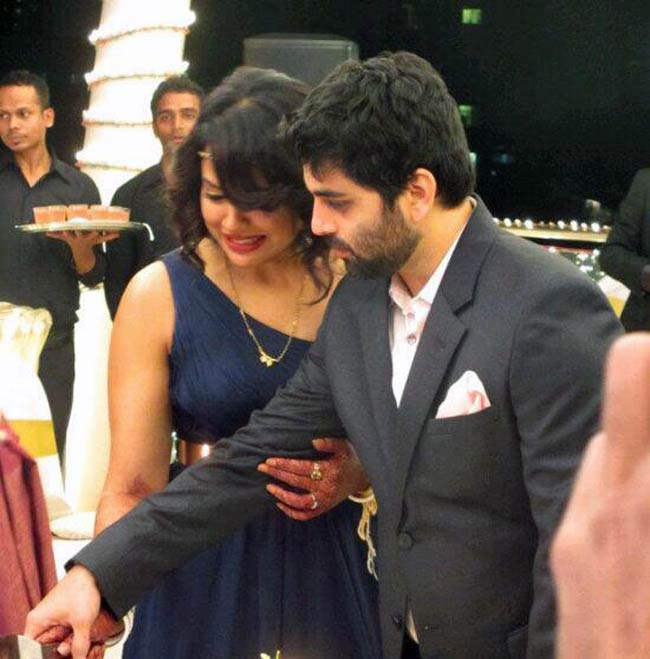 देखें, समीरा रेड्डी की संगीत, शादी और रिसेप्‍शन का पूरा एलबम