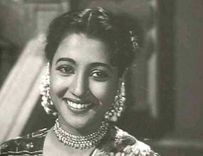 'क्लासिक' अदाकारा  सुचित्रा सेन का निधन...