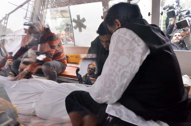 लोधी रोड श्मशान गृह में हुआ सुनंदा पुष्कर का अंतिम संस्‍कार